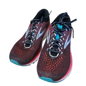 Brooks Women's Running Shoes - Black and Pink